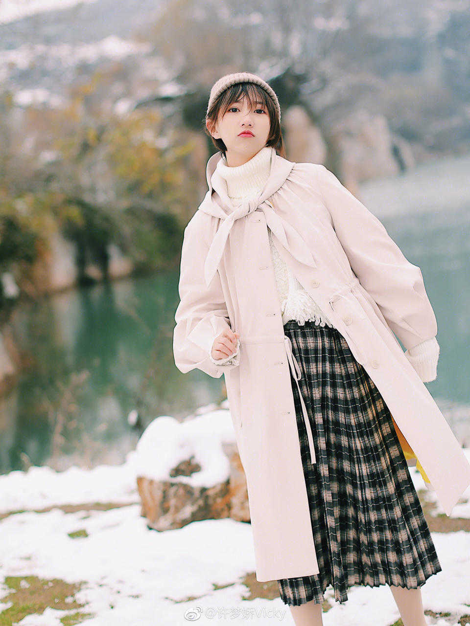 颜色 天冷了怎么穿？实用又保暖的冬季穿搭示范，让你气质翻倍还暖和