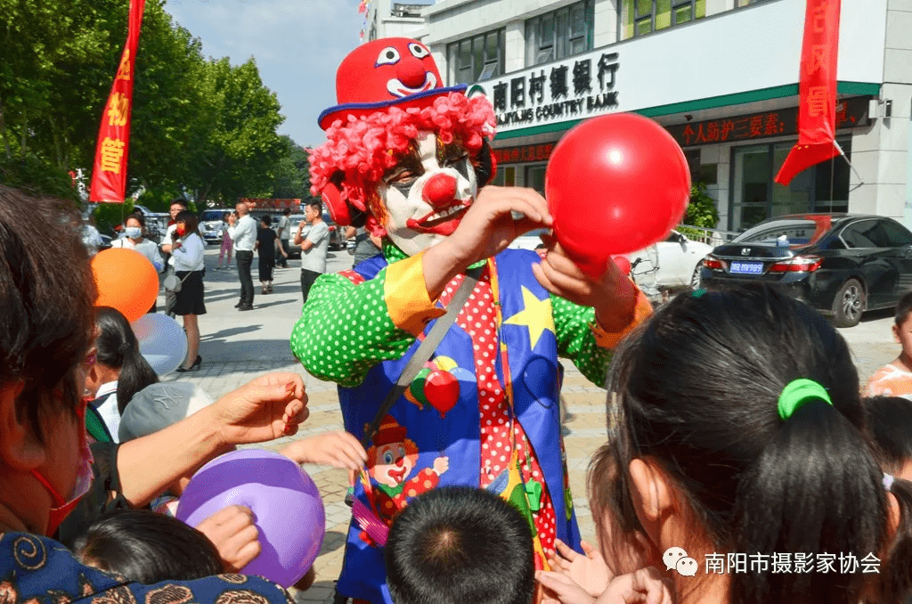 南阳市首届街拍摄影大赛获奖公示在线展示