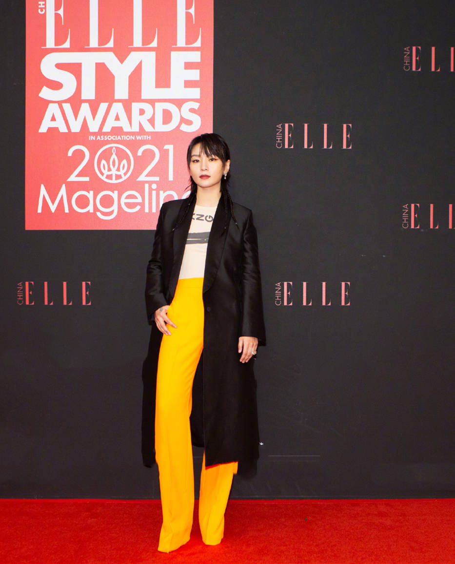 时装 75位明星的ELLE时装造型,王源、热巴,关晓彤,身心造型惹人爱