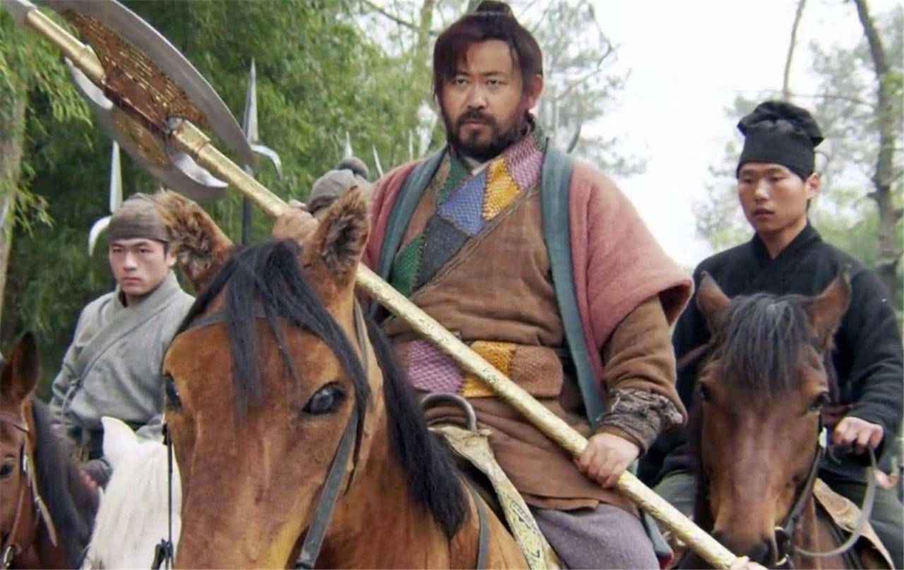 要么就支持李密的领导,结果翟让是出尔反尔,导致了瓦岗军开始走下坡路