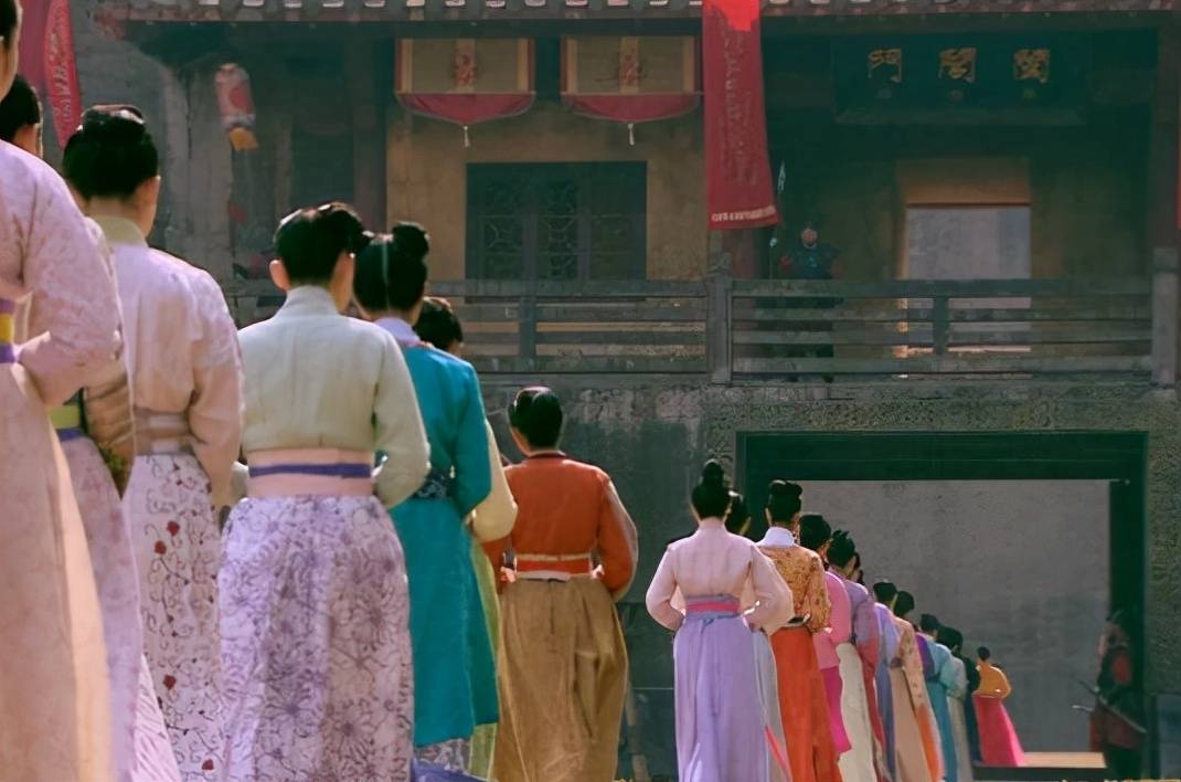 原创暖床丫鬟晚上尿床宰相大喜说是大贵之兆后来果然应验成皇太后