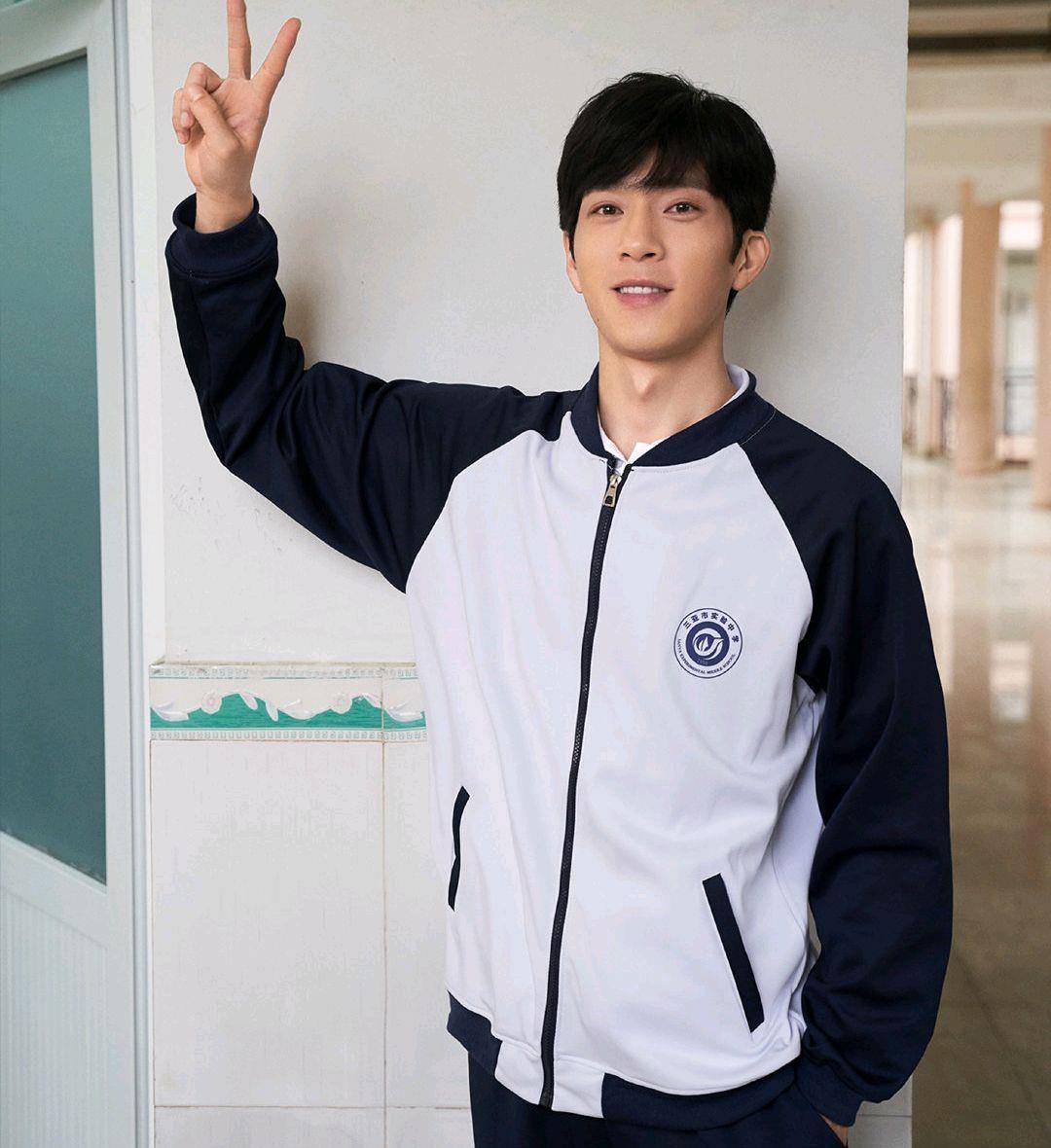 毕淑敏|《女心理师》连发12条动态：杨紫新图显粗壮，井柏然表情傲娇