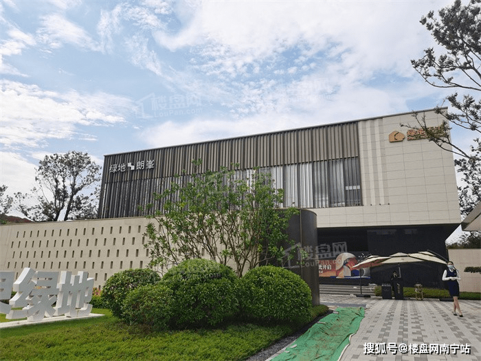 五象南踩盘:绿地朗峯&万科星都荟&建发五象和悦,都是小户型你选谁?