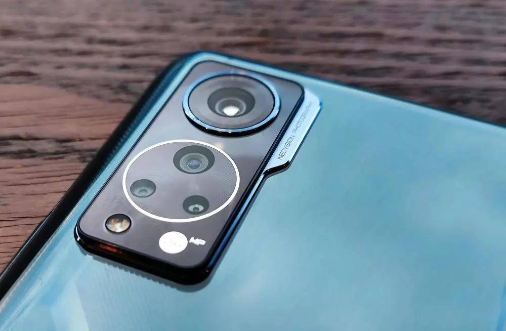 优质旗舰被冷落，骁龙870＋8G＋128G，还有55W快充