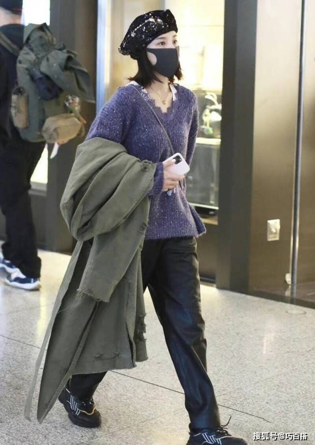 卫衣 宋祖儿机场穿搭好“奶”啊！清纯干净又漂亮，美得太与众不同了
