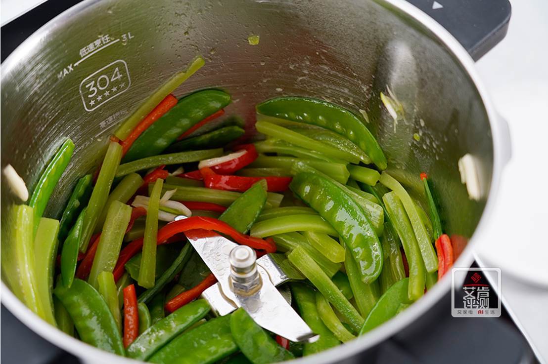 9999元的美的智能烹饪机器人Quick7，值不值得买?