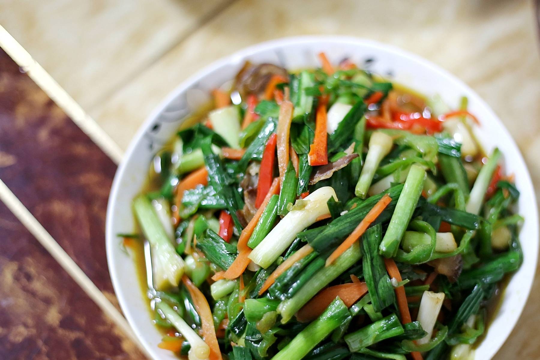 胡萝卜叶子怎么炒 877332cb214d4298a2e1b187ff07c01e.jpeg