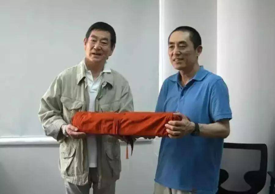 时代|高仓健：他是一个时代的大众情人，却选择孤老一生