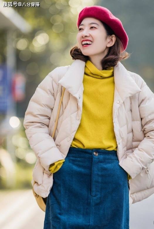 短袜 今年流行这几款半身裙,优雅温柔又百搭,照着穿准没错