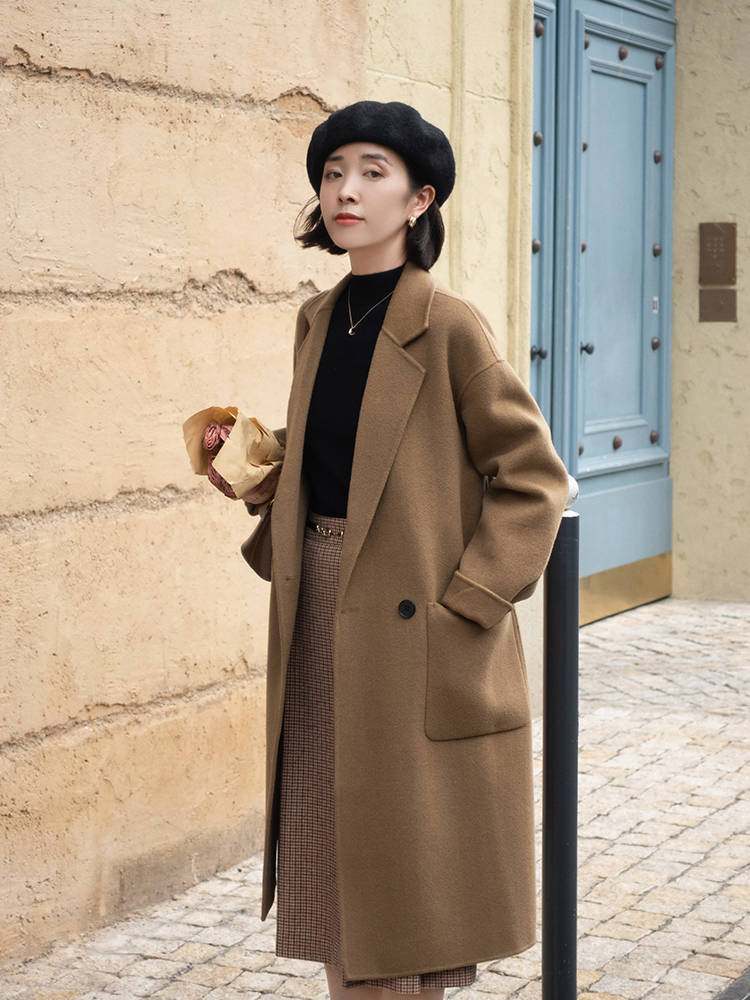 整体 这才是真正冬季穿搭指南,大衣搭配半身裙高级洋气,温柔又优雅