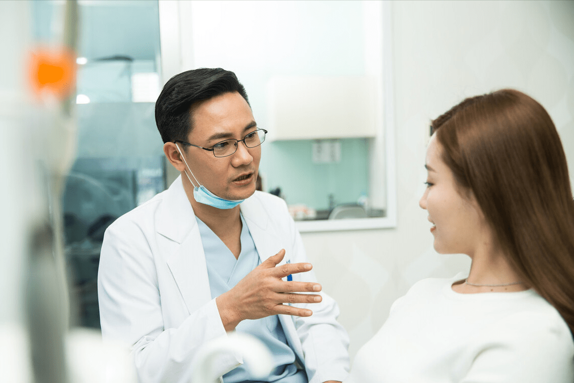 美容|女孩整容反变丑，整容的风险有多大？医生：最严重的是这种后遗症