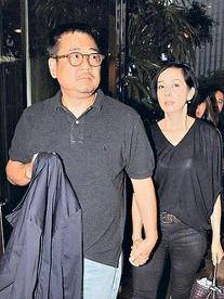 当年她拒绝了张国荣的求婚,61岁白皙长腿身材辣,今嫁大龄丈夫_毛舜筠