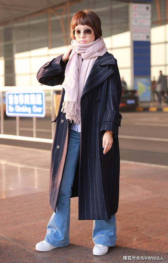 马伊琍 女人过了40就少穿大衣配打底裤，推荐马伊琍这5种搭配，简约高级