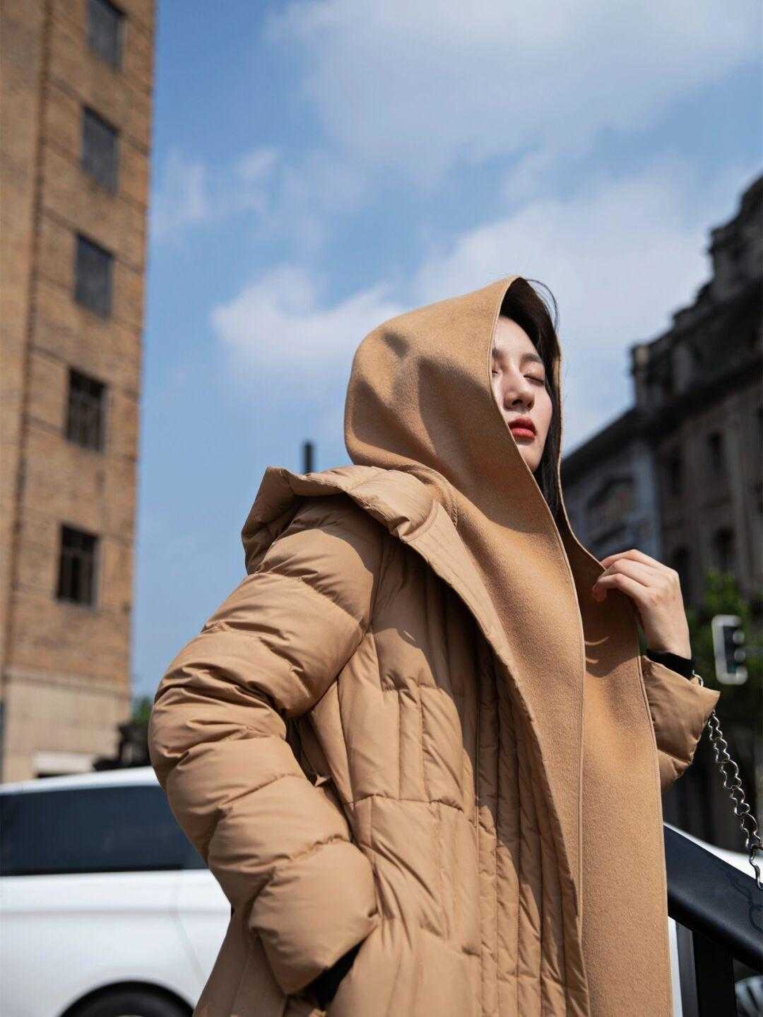 整体 冬天的大衣千万别乱选，这几款保暖又大气，普通人也能穿出高级感