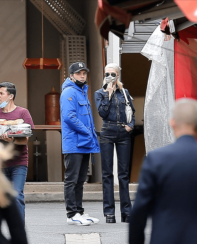 女友 小贝二儿子和女友闪耀派对！罗密欧太帅气，女友穿露腰装秀马甲线