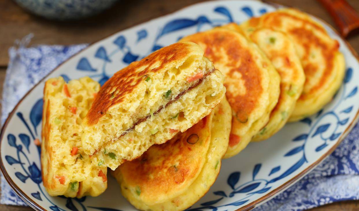 面粉怎么做的饼子好吃 cafd2cc5a14a44e89764e29cb72cf39b.jpeg