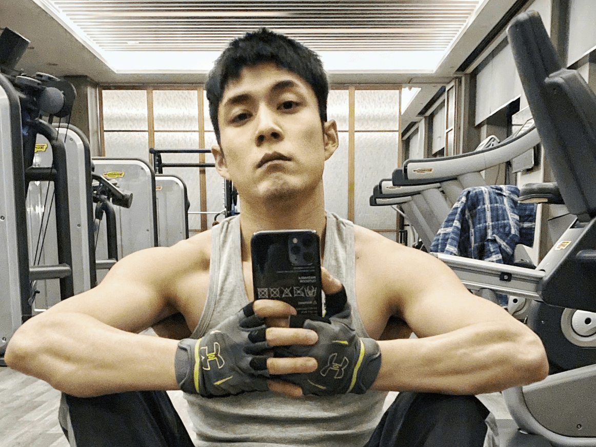 演技|《烈火英雄》后,杜江再次出演消防电影,阵容堪称“有生之年”