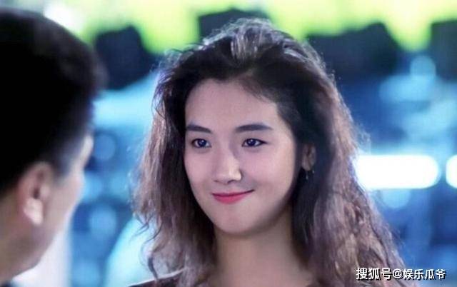 下巴单眼皮、龅牙、厚嘴唇，这些缺陷美才是娱乐圈该有的百媚千红