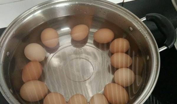 补充|早餐吃煮鸡蛋，补充身体营养，谨记：有1种鸡蛋不要再吃了