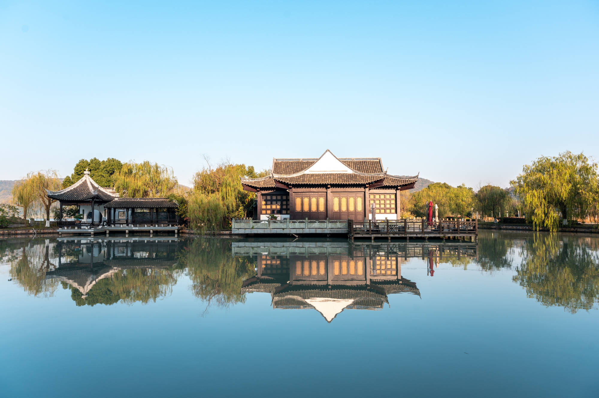 餐厅|嘉兴海盐藏着一家美宿，坐拥风光旖旎的南北湖，美食也是口感绝佳