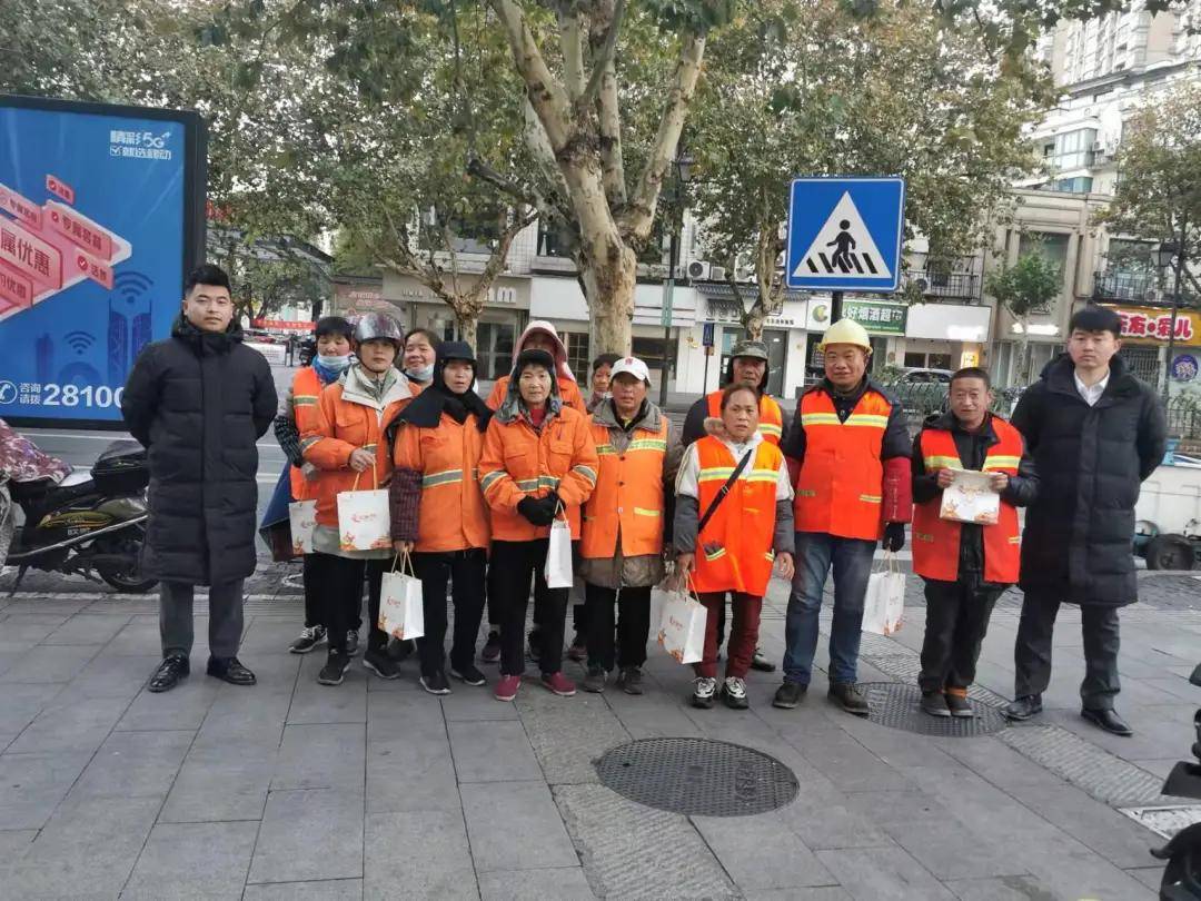 云望里|暖心暖胃！碧桂园爱心早餐致敬城市环卫工人