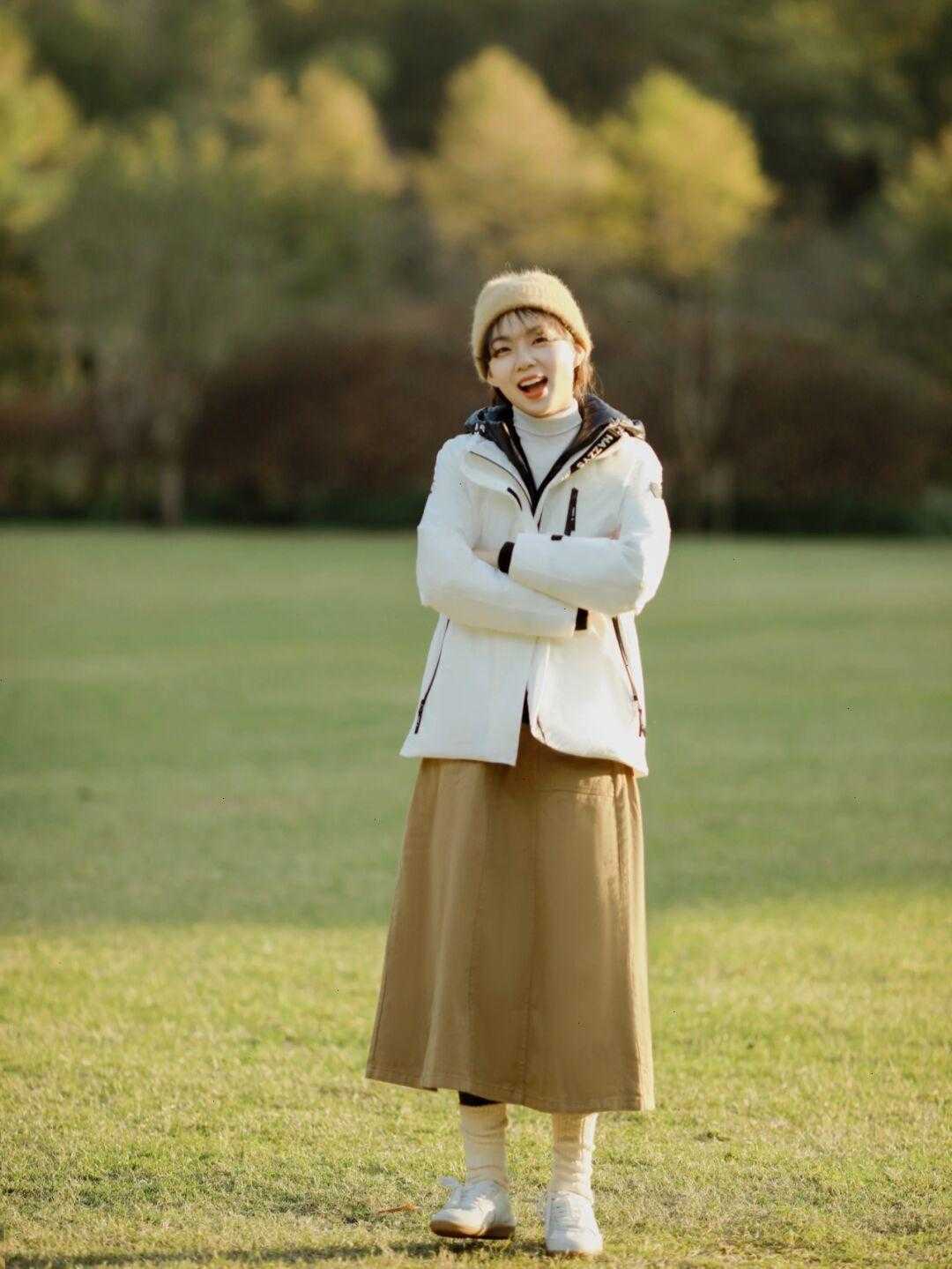 感觉 冬季穿搭没头绪？试试这些保暖舒适的短款外套，显高又洋气