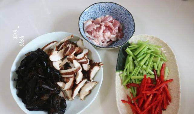 什么菜好煮又简单 c265f281b40d45c2b0b28a551f575438.jpeg