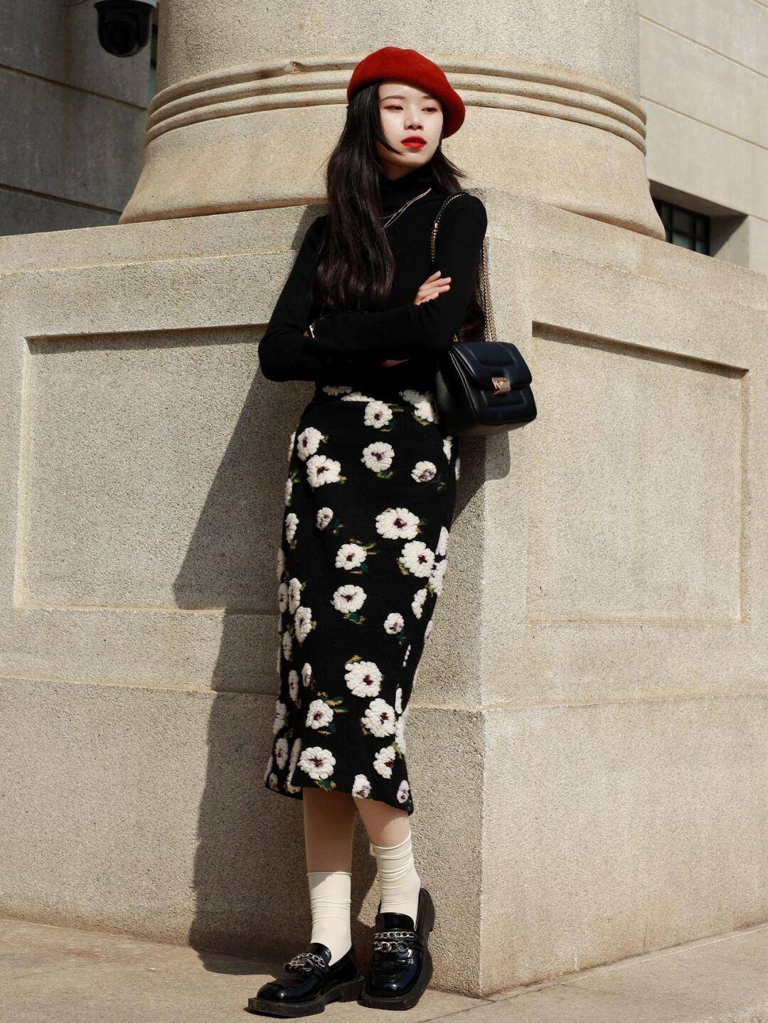 颜色 冬季搭配单品“买精不买多”，衣橱里要备“大衣”，舒适又时髦