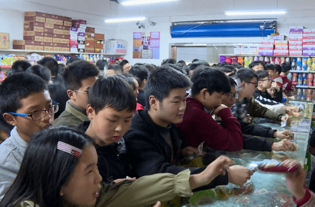 家长|这项服务在中小学将不复存在，教育部已下发通知，学生表示不理解