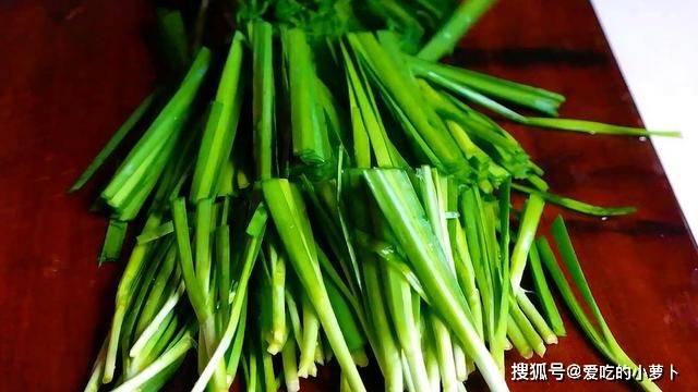 如何炒韭菜不会老 17d2cbe703d14856a2dc771ecac17e5c.jpeg