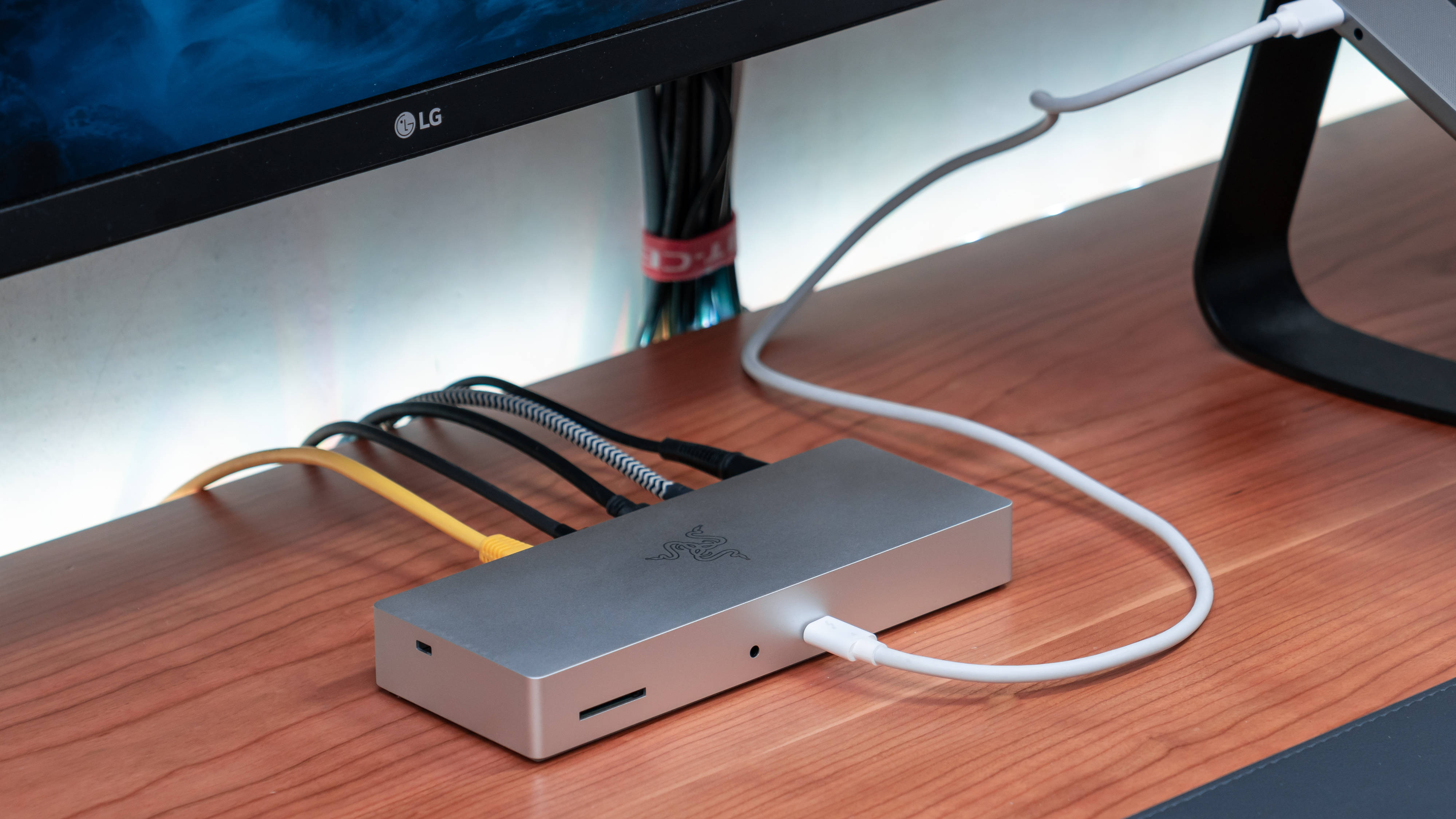 MacBook Pro 2021 有哪些好看实用的软件和配件，我来告诉你