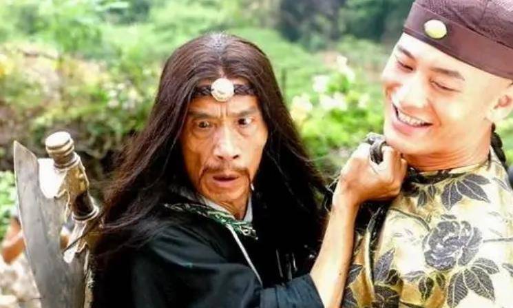 周星驰|8位抢戏的龙套演员，各有各的特色，你对谁的印象最深刻？