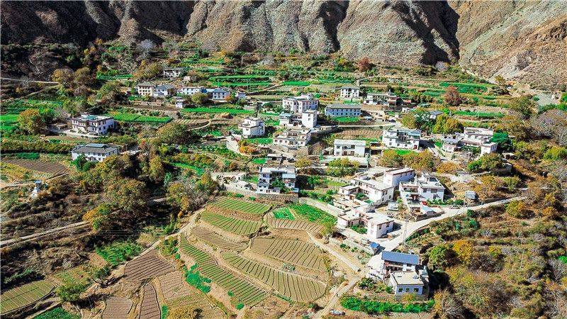 文化走进中国民间文化艺术之乡德钦奔子栏