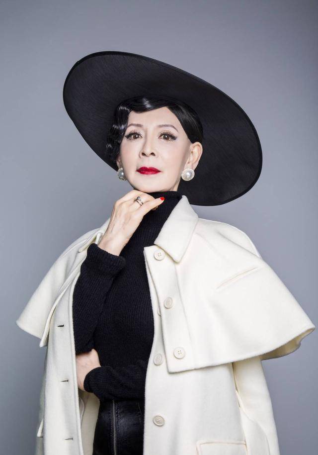 80岁高龄的汪奶奶,皮肤状态惹人羡,日常三个习惯或是关键