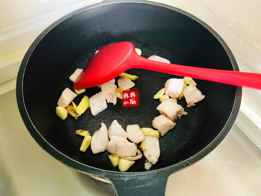 蔬菜|这一到冬天，我最喜欢猪肉蔬菜一锅烩了，好吃又简单