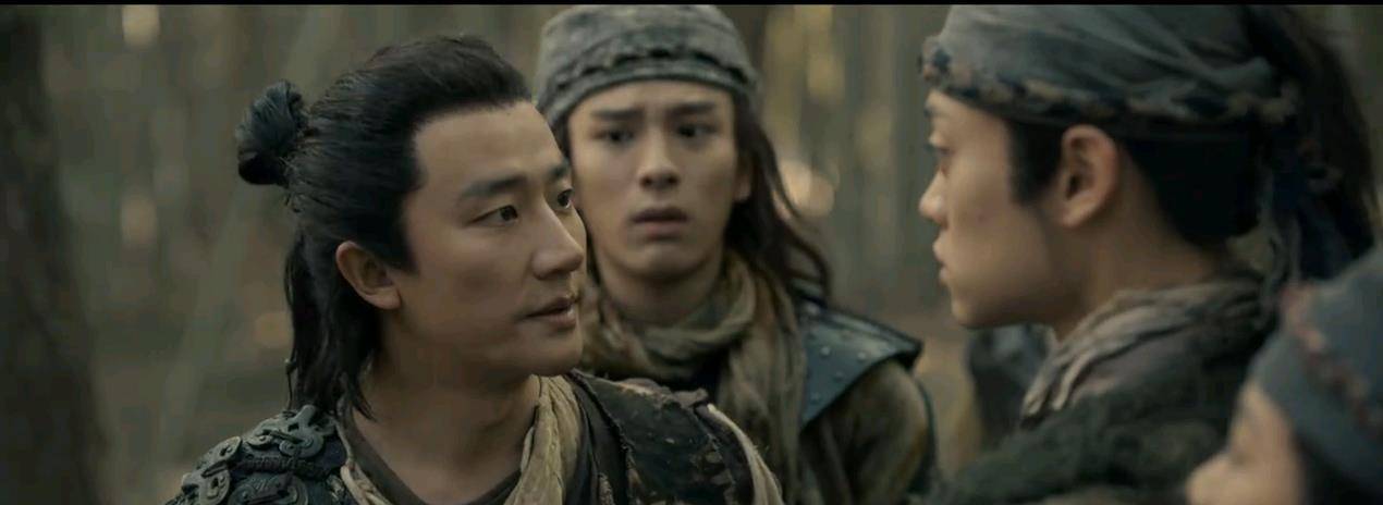 百里|别再拿宋茜王一博喷风起洛阳了，如发面馒头的圣人才是唯一败笔