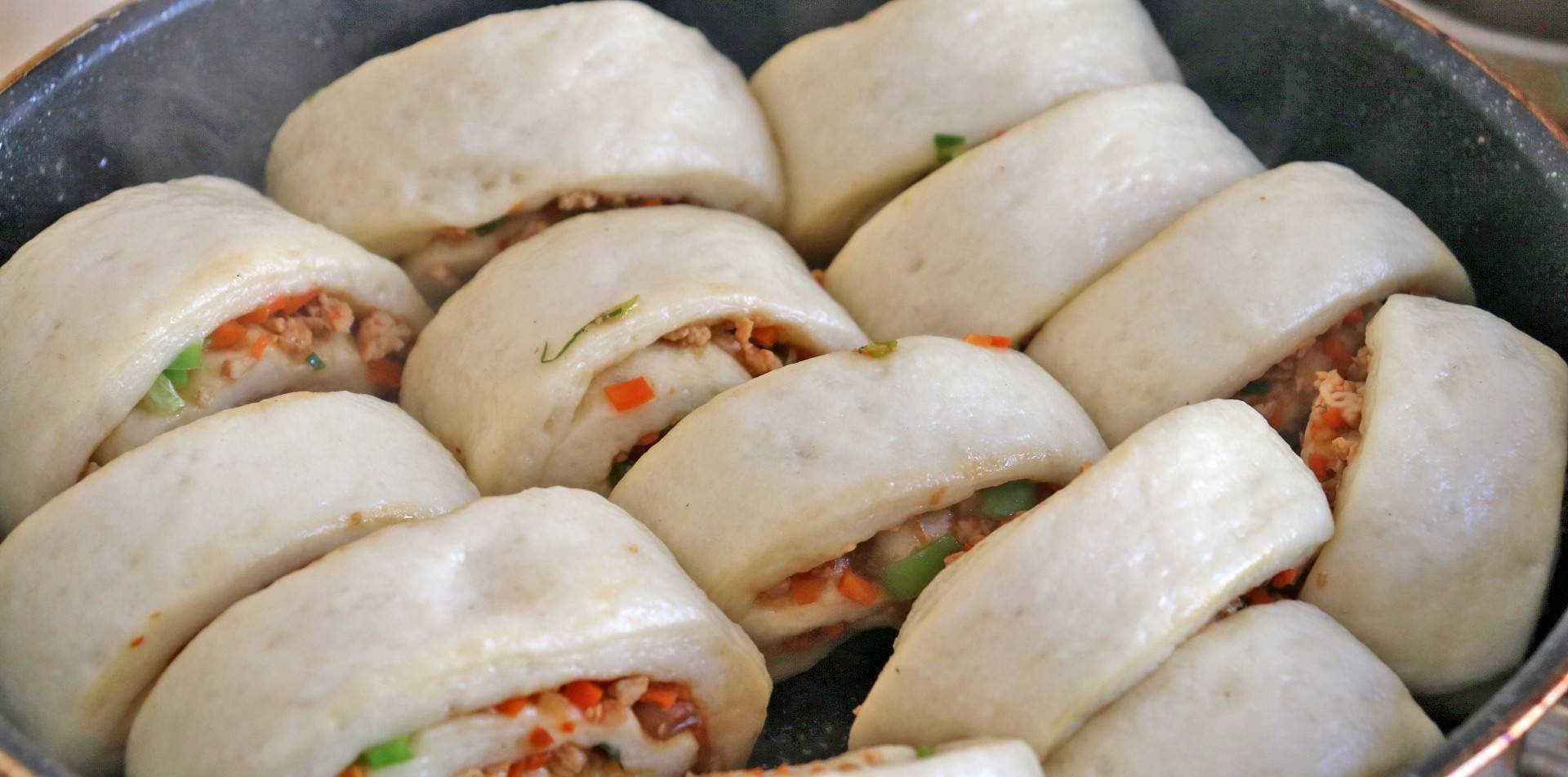 推荐这道千层小肉卷,营养丰富,味道鲜美,全家人都喜欢,试试吧_面团_关