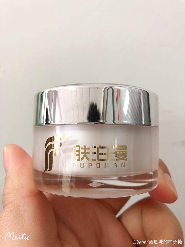 口碑美白淡斑产品哪个牌子效果好？祛斑口碑最好十大排名这两个不可少