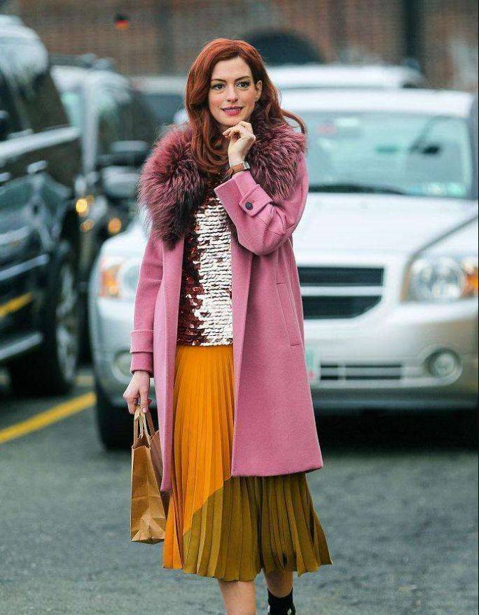 细节 四五十岁女人，如果被廉价感“内搭”拉低气质，外套再高级也没用