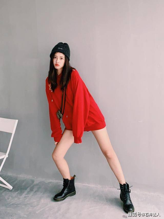 姐妹 鞋子在精不在多！初秋备齐这“两双”，时髦减龄，百搭又不挑人