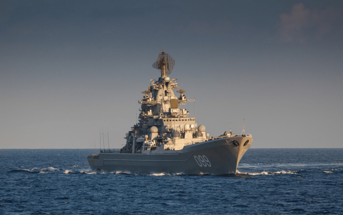 2万吨级排水量俄罗斯海军的最后牌面彼得大帝号巡洋舰