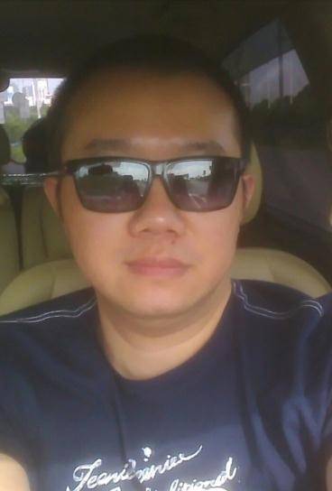 骰子|从“情感专家”,到专职带货,涂磊是如何自毁前程的?