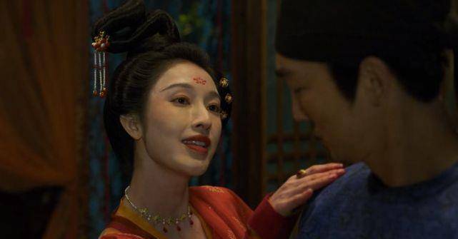 张俪|和徐峥搭档得到关注后，她的新剧合作王一博，表演比女主讨喜