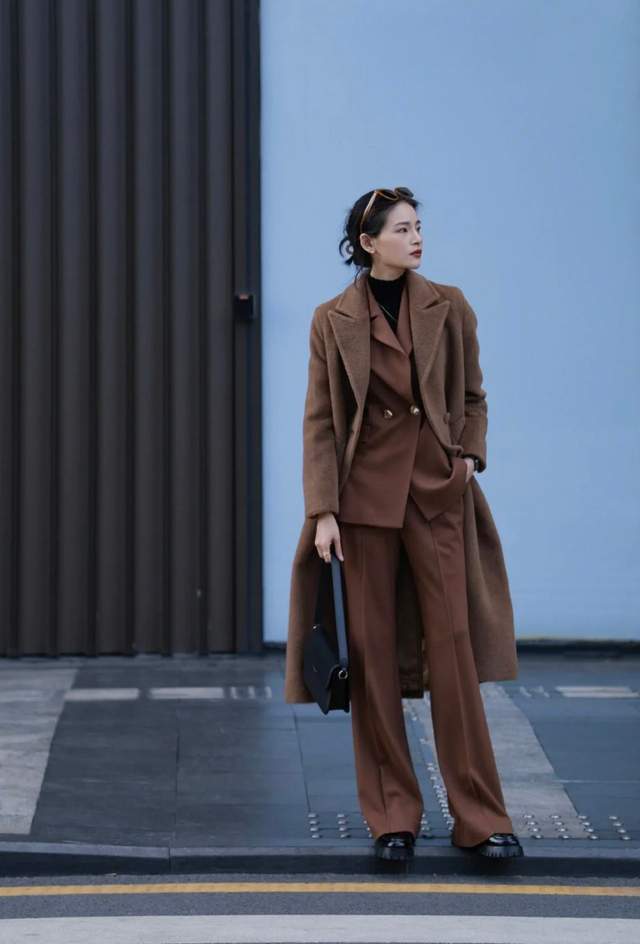 经典 这些冬季的实用性穿搭，保暖高级不显臃肿，值得大家收藏起来