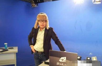 骰子|从“情感专家”,到专职带货,涂磊是如何自毁前程的?