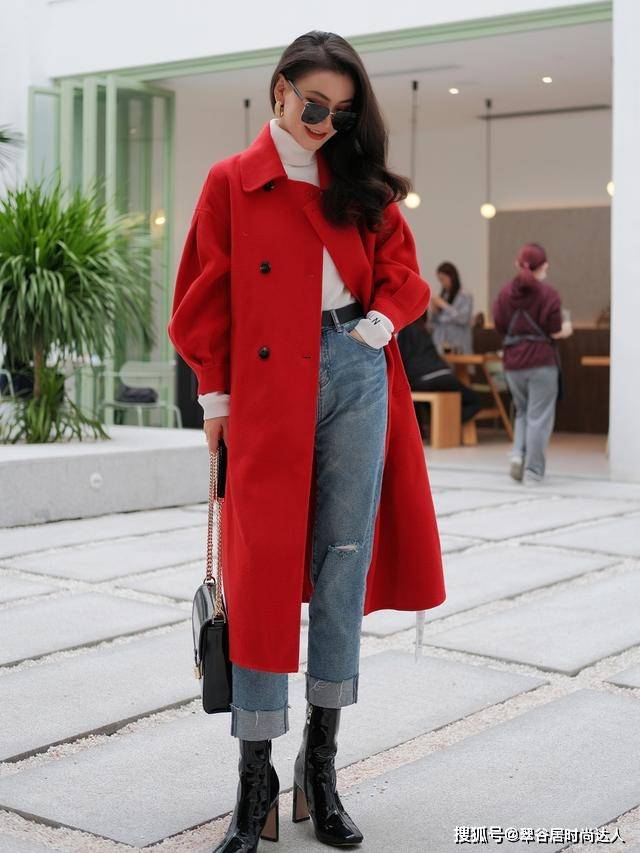 姐妹 “高腰裤＋短靴”才是小个子出街首选，显高显腿长，还能提升气质