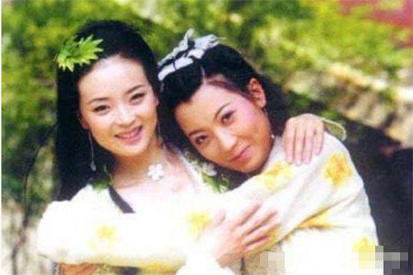 梁小冰|4位古装剧的圣女角色，娜扎白莲花，梁小冰美腻，图4是儿时回忆