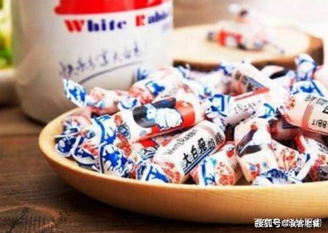 土豪|小时候吃的9种零食，每个都能暴露年龄，全吃过的从小就是土豪