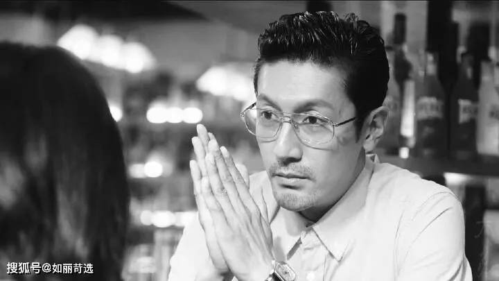 《绝地枪王》里的日本鬼子前原佳彦!这拉小提琴的造型文艺吧?