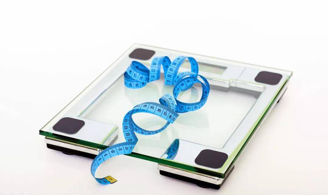 出现泡沫|别让高血糖伤了你的肾！出现这几个信号，千万要警惕！